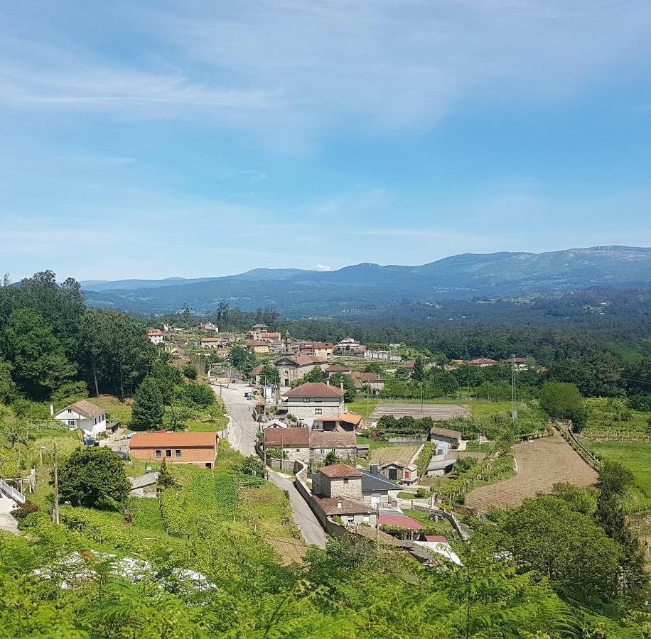 O Eido De Celia Villa Ponteareas Buitenkant foto