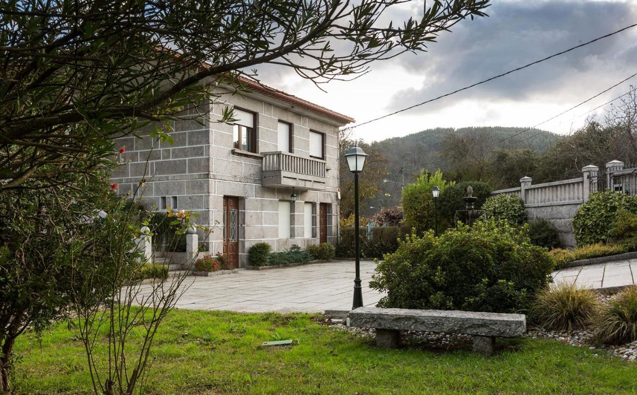 O Eido De Celia Villa Ponteareas Buitenkant foto